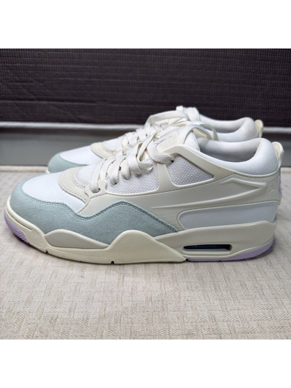 Air Jordan 4 Retro RM woman’s Sail/Doll-Summit White-Pale Ivory WMNS Size 10